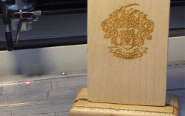 Villány fa emlékplakett